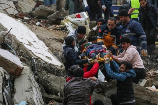More than 5,000 people died due to the earthquake, Türkiye and Syria raced to save people 0