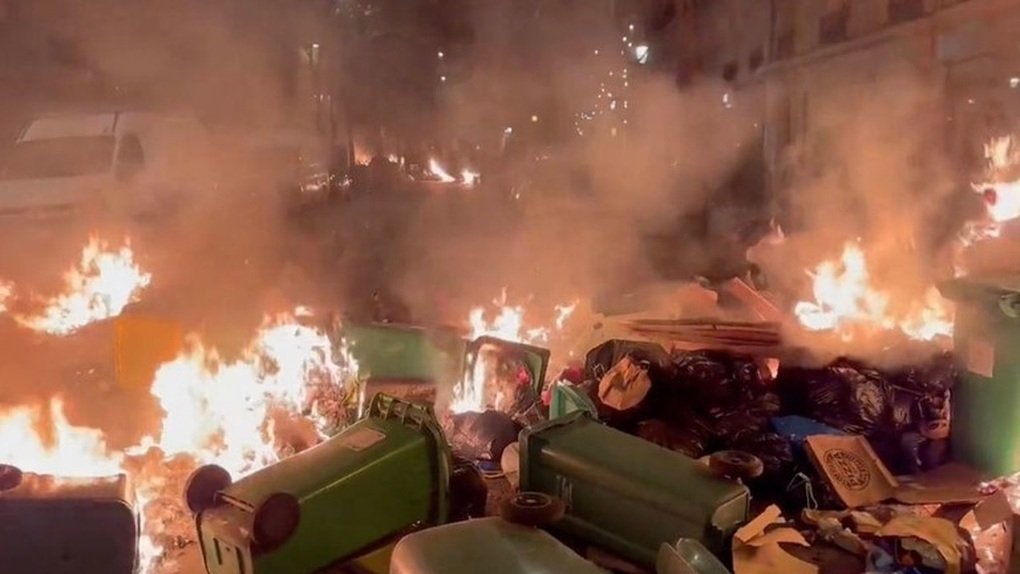 France is engulfed in `fire` of protests over pension reform 0